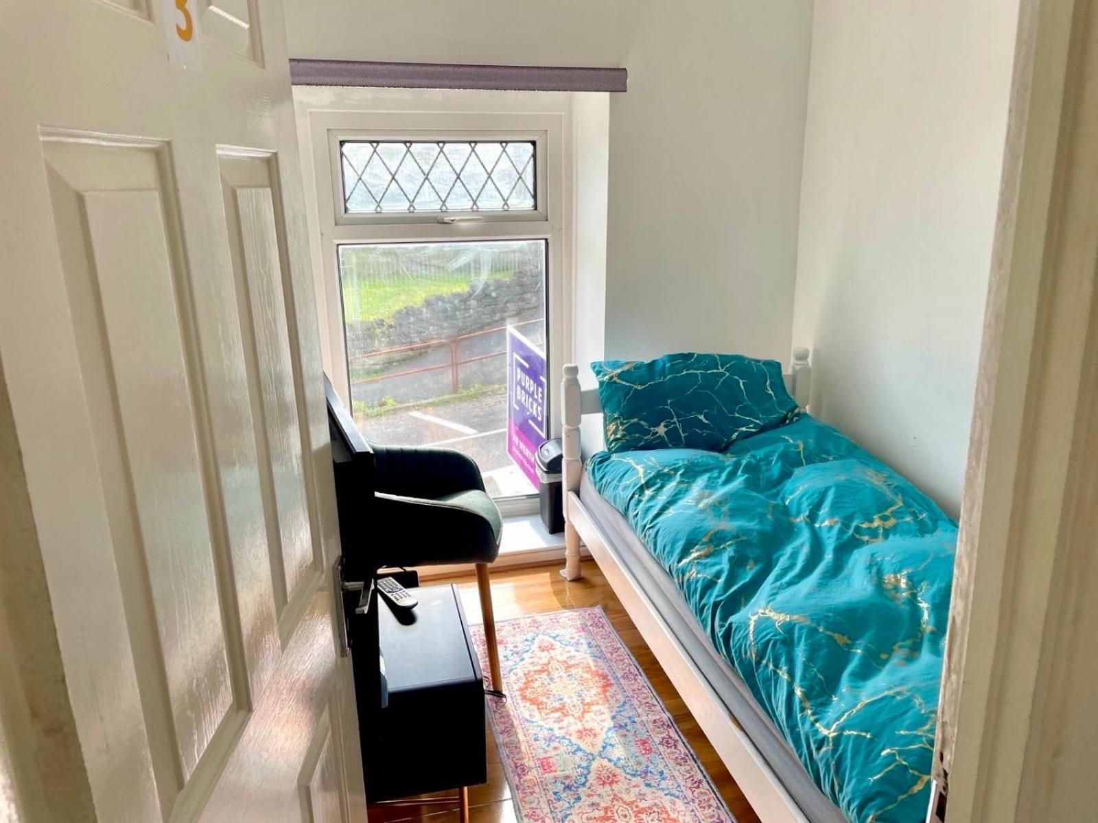 דירות Single Bed In A Peaceful House In Morriston מראה חיצוני תמונה